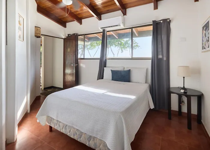 Perla De La Playa Beachfront