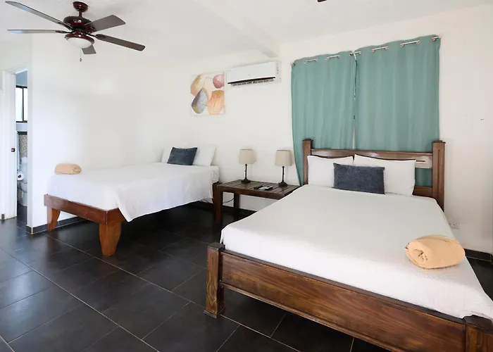 Perla De La Playa Beachfront