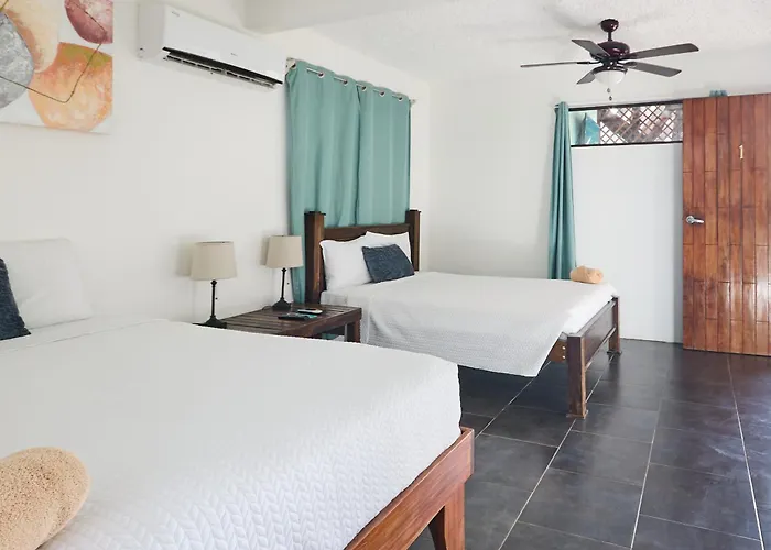 Hotel Perla De La Playa Beachfront *